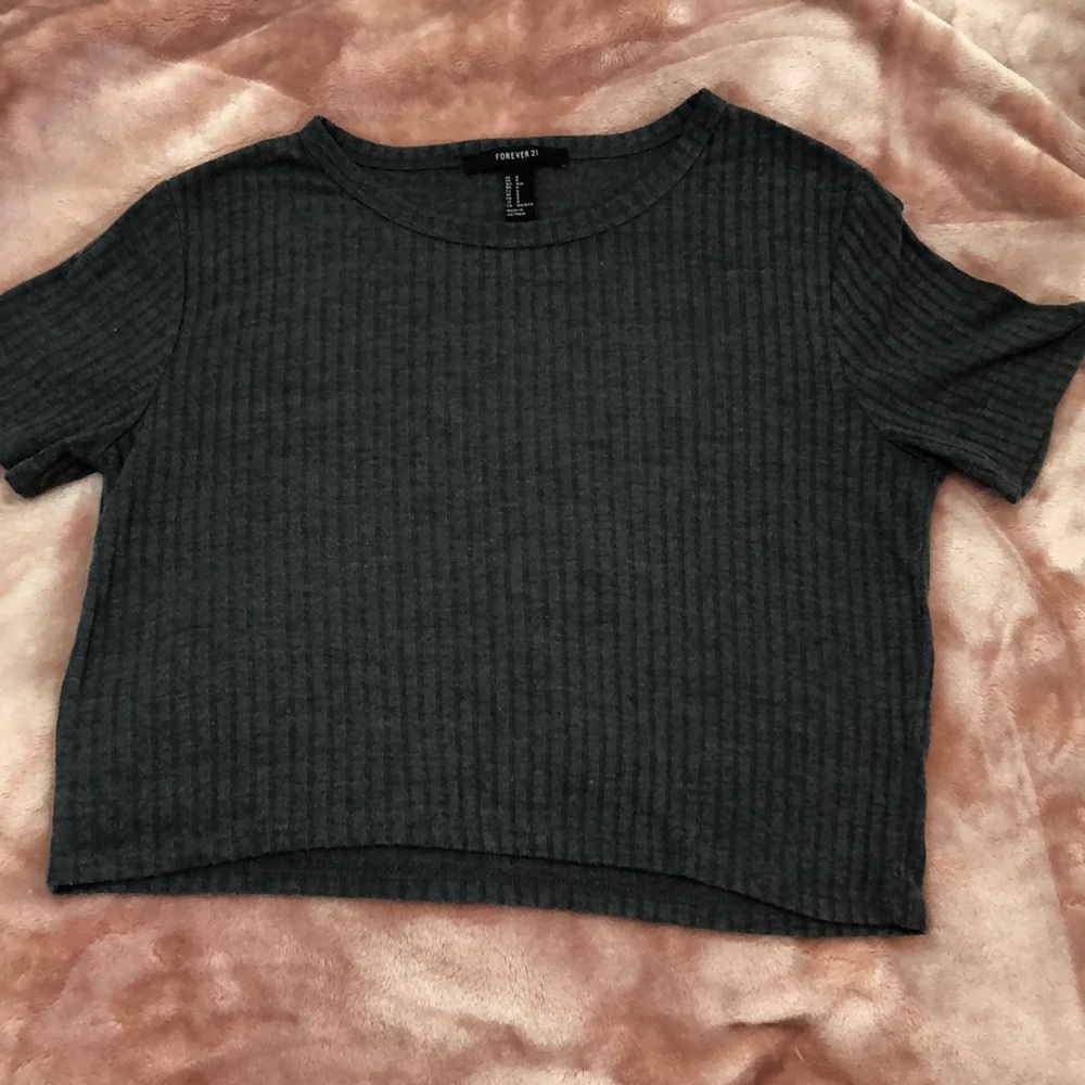 Grey crop top